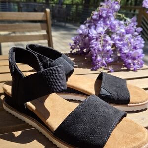 Skechers Black Elastic Memory Foam Sandals